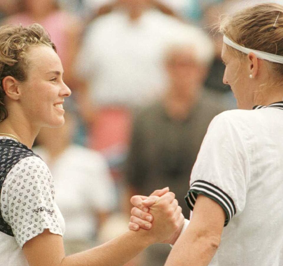 Trận đấu giữa Steffi Graf và Martina Hingis vẫn là một trong những trận đấu được người hâm mộ quần vợt yêu thích